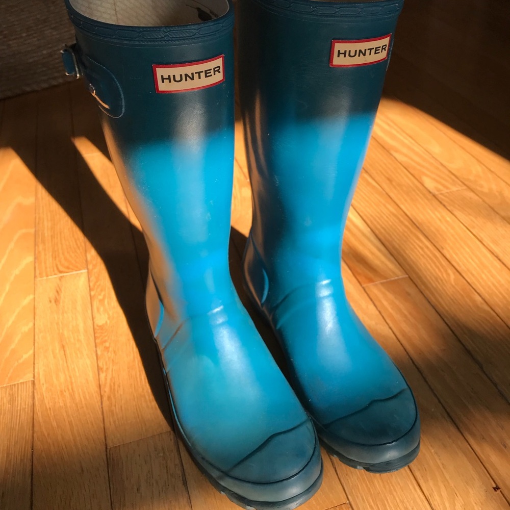 blue hunter rain boots
